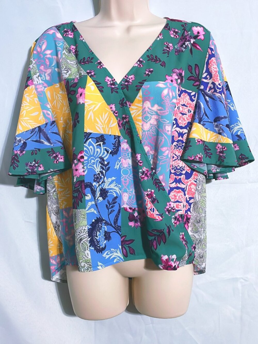 Umgee Cute Colorful Top Size S